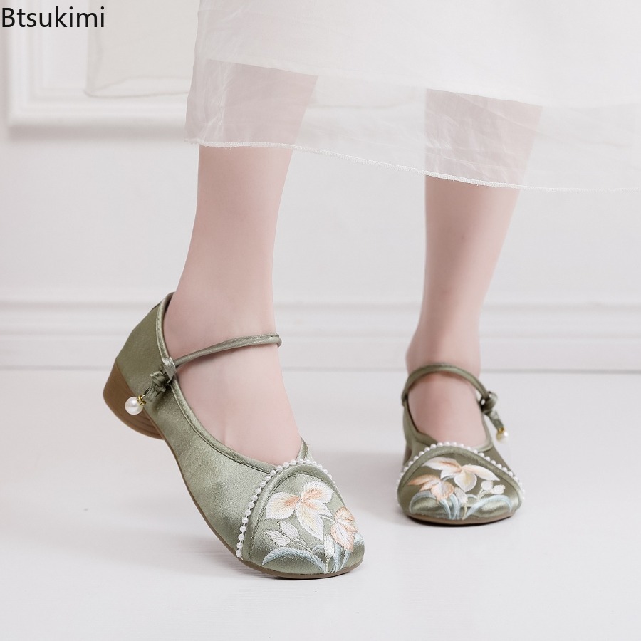 Ethnic Fashion For Women - Scarpe da Donna Eleganti con Ricami