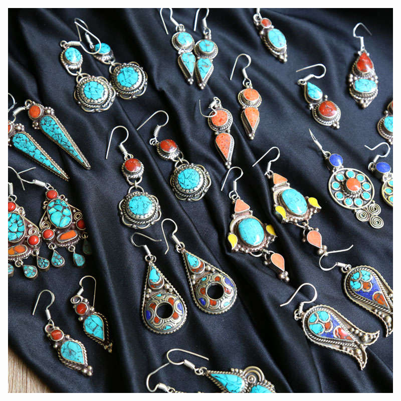 E007 Coppia di orecchini a man - Ethnic Indian Fashion recensione e prezzo