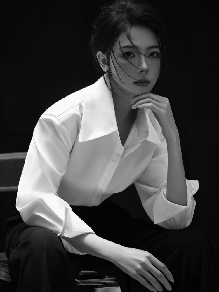 Nuova Moda 2026: Camicia Sexy  - Ethnic Fashion Shoot recensione e prezzo