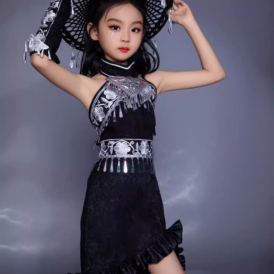 Abito per bambini Gonna da tra - Ethnic Fashion Runway recensione e prezzo