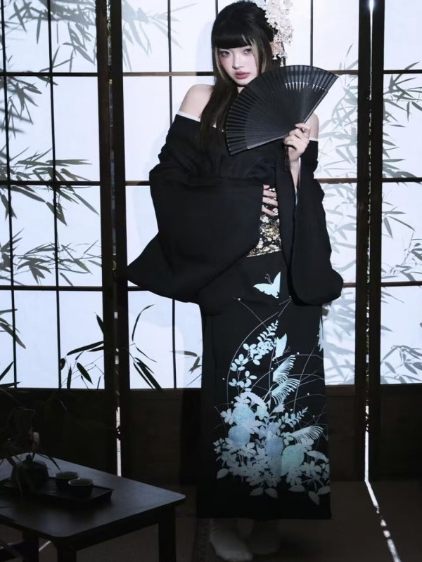 Abito Stile Kimono Giapponese  - Ethnic Fashion Shoot recensione e prezzo