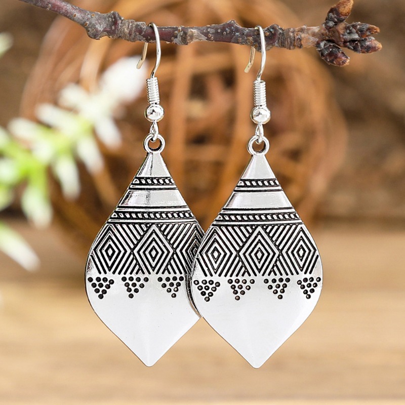 Orecchini in metallo stile etn - Ethnic Indian Fashion recensione e prezzo