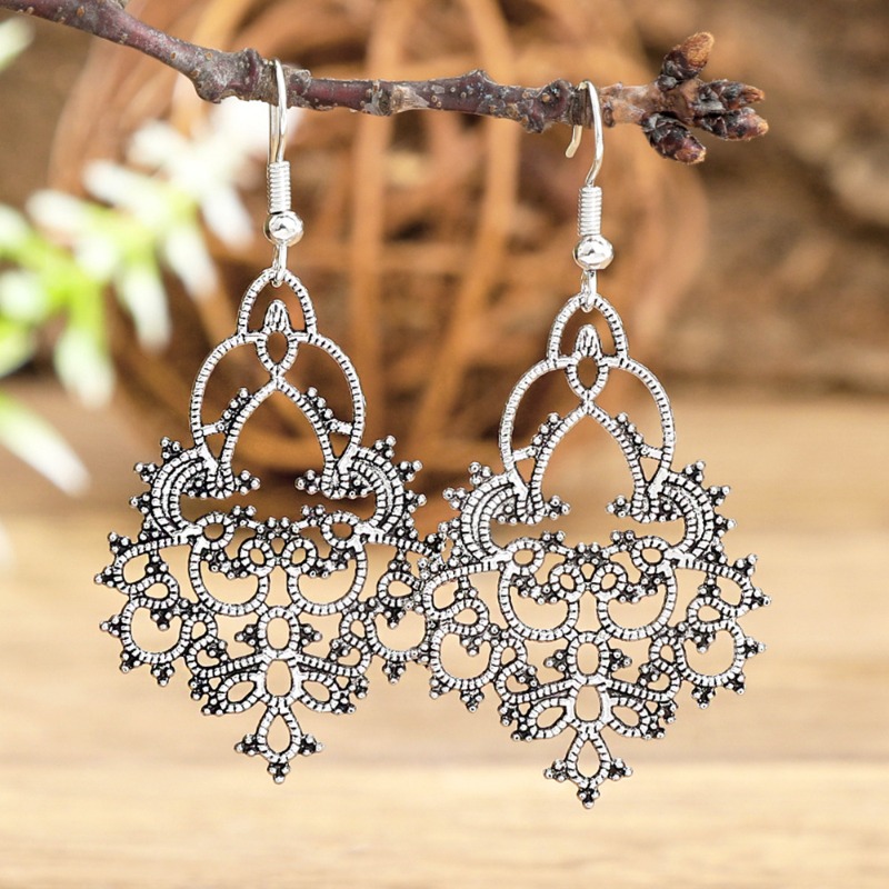 Orecchini in metallo stile etn - Ethnic Indian Fashion recensione e prezzo