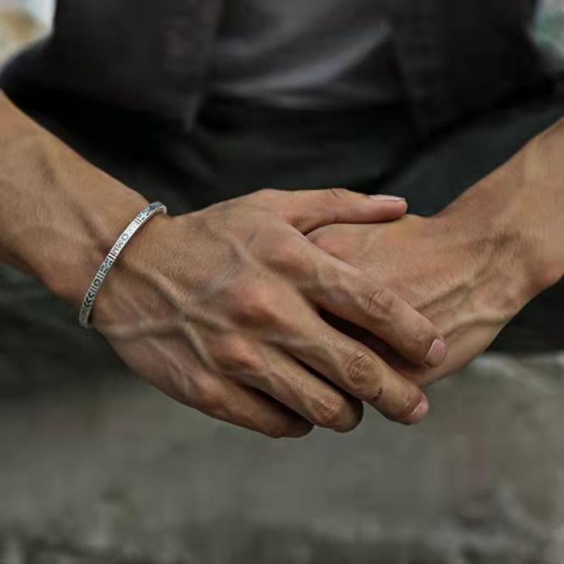 Bracciale con motivo a forma d - Men'S Ethnic Fashion Trends recensione e prezzo